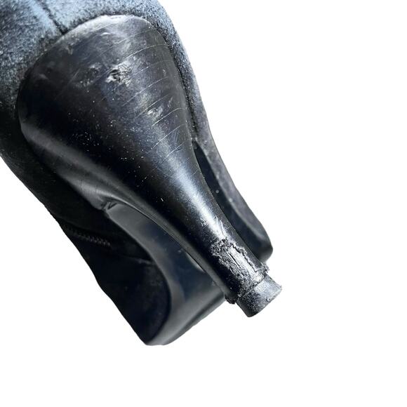 Sofft Black Suede Stiletto Heel Almond Toe Ankle Booties Size 8M - Picture 7 of 13